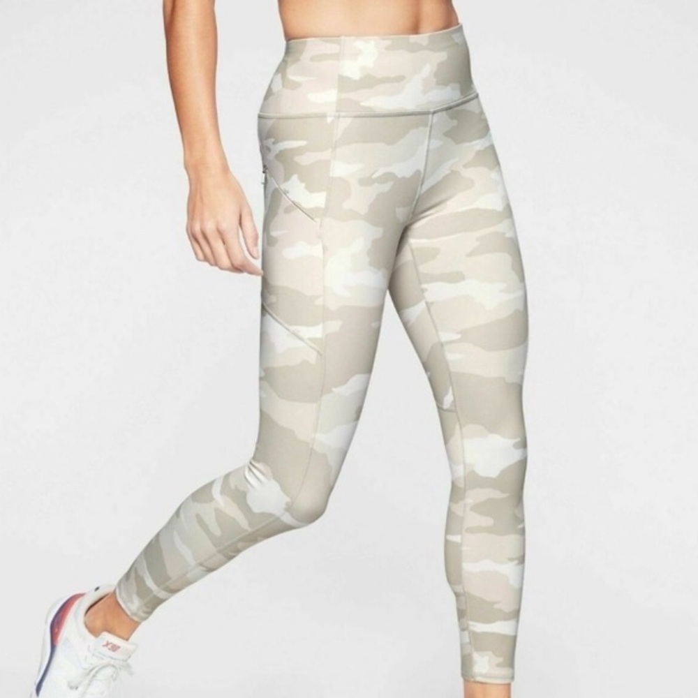 Athleta Camo leggings sz.XS